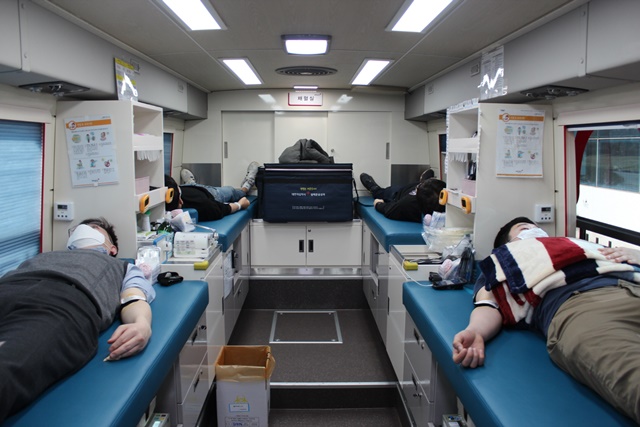 LG화학 노사, 코로나 극복 '릴레이 헌혈 캠페인' 실시