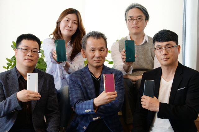 "LG 벨벳은 패션 아이템"&hellip;LG전자의 새 디자인철학 녹인 '반전 카드'