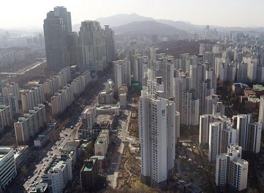 집값&middot;전셋값, 10여년만에 최대로 올랐다.."서울 평균 3.3㎡당 4천만원"