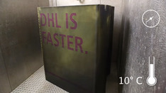[기발하고 재미있는 마케팅 세계] "DHL IS FASTER"