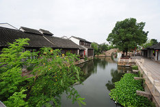 물길 따라 즐기는 중국 전통 수향마을, '탕구'