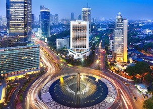인도네시아의 수도, 정치, 경제, 문화의 중심지 자카르타