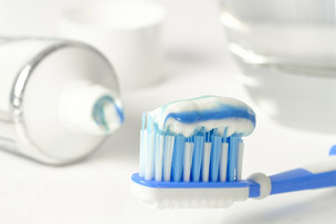 건강한 치아를 위한 올바른 치약 선택 및 사용법