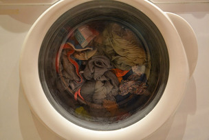 쉰내 어떡하지? 세탁 전문 업체가 알려주는 '여름 빨래 세탁 꿀팁 5가지'