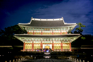 외국인 관광객이 가보고 싶은 '한 여름 밤 서울의 궁' 1위는?