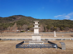 통일신라 말 제작된 '보령 성주사지 동 삼층석탑' 보물로 지정