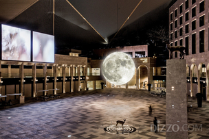 지구를 여행하는 '달' 프로젝트&hellip;파라다이스시티에 지름 7m '보름달' 뜬다