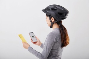카카오, 자전거&middot;킥보드 주행하며 이용하는 인공지능 스마트 헬멧 출시