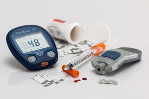 내년부터 '당뇨병 관리기기'도 건강보험 적용&hellip;건강보험료율은 3.2% 인상