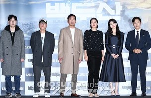 [현장취재] '백두산' 이병헌X하정우, '스케일 甲' 재난 영화 속 완벽한 연기 시너지