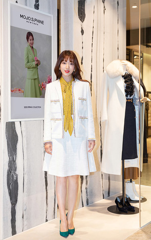 '박신혜' 트위드 투피스로 연출한 봄 패션, 화사하고 로맨틱한 스타일