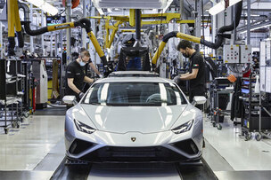 람보르기니, 이탈리아 본사 공장 생산 재개&hellip; "오는 7일 신차 온라인 런칭"