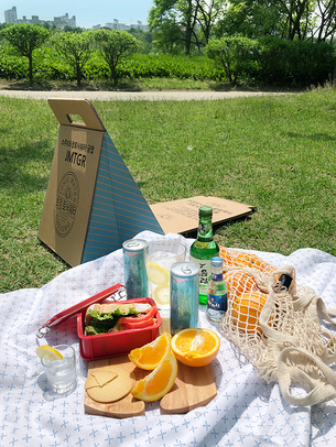 여름 사은품 캠핑의자 열풍&hellip;일화, 친환경 종이 캠핑의자 증정 프로모션