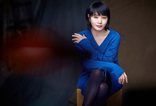 [스타톡] 김혜수 "'환불원정대' 엄정화? 우리 세대가 보유한 자랑스러운 아티스트"