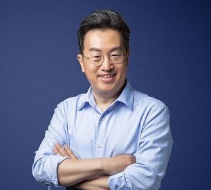 강한승 쿠팡 대표 &ldquo;혁신통한 고객 감동, 기본 전략&rdquo; 리더십 타운홀 첫 주관
