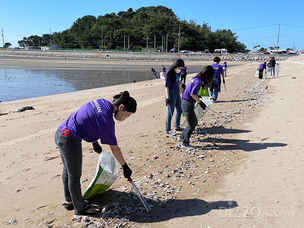 하와이안항공, 인천 마시안 해변 '해양 환경정화 활동' 참여