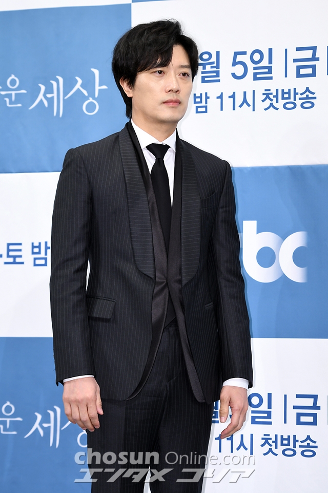 "제목이 스포일러?"…'아름다운 세상', 더 나은 어른이 되고 싶은 '성장통'(종합)