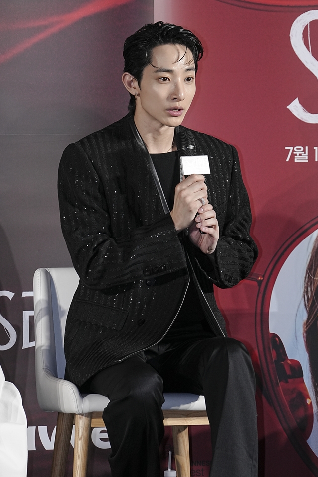 [종합] "나만 잘하면 될 것 같았다"…'S라인' 이수혁·이다희·아린이 보여줄 '새로운 얼굴'