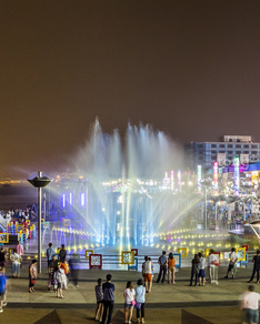 야시장, 야간축제, 야간분수…여름밤을 즐겁게 보낼 수 있는 방법