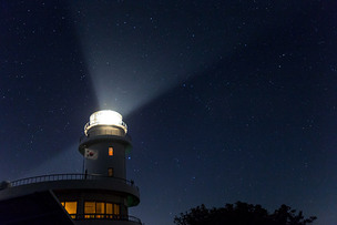 거친 산길 끝에 아찔한 절경이 펼쳐지는 섬 &#39;선미도&#39;