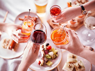 특별한 안주와 시원한 맥주까지…호텔에서 한잔 할까? &#39;서울 도심 호텔 라운지&바 프로모션 10곳&#39;