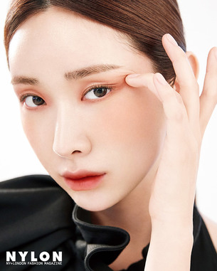 차정원, 말린 장미 컬러로 톤온톤 메이크업 선보여 화제!