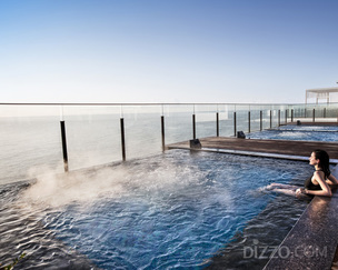 따뜻한 물놀이 즐기러 호텔갈까? 온수풀에서 힐링하기 좋은 국내 호텔 17곳