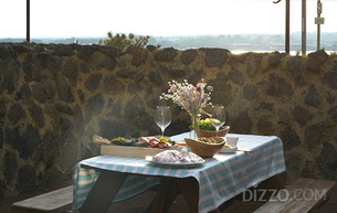 올 여름휴가는 해외여행 대신 &#39;호캉스&#39; 할까…다가오는 여름휴가 미리 준비하기 좋은 &#39;호텔 얼리 서머 패키지&#39; 