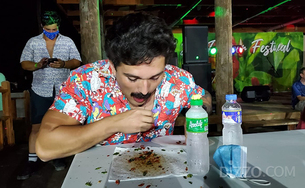 &#39;매운 고추&#39; 테마로 한 티니안 이색 축제 