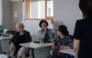 토스뱅크, 서울시 '모두의 학교' 방문&hellip; 고령층 위한 '찾아가는 금융 교육' 진행