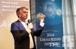 파스칼 달로즈 다쏘시스템 CEO &ldquo;생성형 AI 다음 판 '물리 AI', 우리 손에 있다&rdquo;