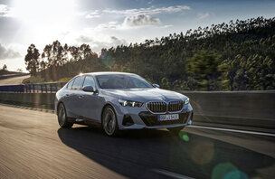 BMW 코리아, 사륜구동 전기 세단 &#39;뉴 i5 xDrive40&#39; 출시… "1회 충전 시 412km 주행"