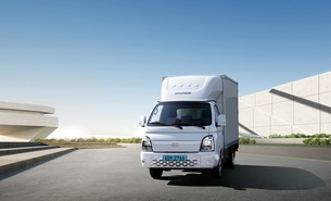 현대차, 실용성·편의성 강화한 &#39;2025 포터 II 일렉트릭 특장차&#39; 출시