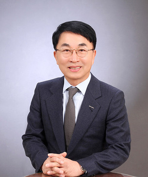 정영식 범한그룹 회장, '한국의 영향력 있는 CEO' 3년 연속 수상&hellip;환경부 장관상도 받아