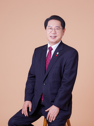 송인헌 괴산군수, '2025 한국의 영향력 있는 CEO' 선정