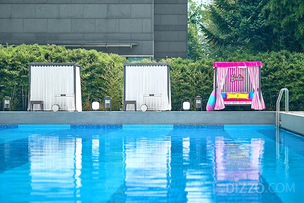 ‘도심 속 피서지’ 호텔 수영장 검색량 120% 급증… 호텔 수영장 패키지 인기몰이