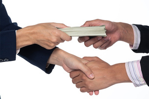 외국인 성형 부가세 환급, 제도 유지보다 리베이트 개혁이 핵심