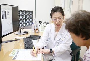 서울아산병원, ‘급성기 노인 위험 척도’ 개발…입원 당일 섬망·낙상·합병증 예측 가능