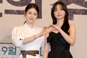 [종합] 김다미X신예은의 우정이 꽃 핀 &#39;백번의 추억&#39;…80년대 청춘 케미 기대해