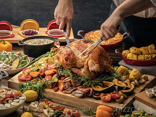 &ldquo;집에서 즐기는 호텔 셰프 연말 만찬&rdquo;&hellip; JW 메리어트 동대문, 10년 전통 '터키 투 고' 출시