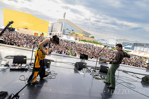 음악 듣고 호캉스도 즐긴다... 파라다이스시티, &#39;2025 컬러 인 뮤직 페스티벌&#39; 개최