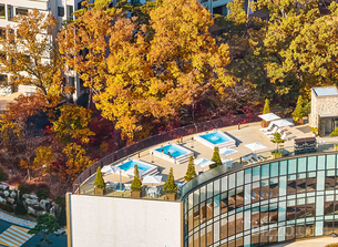 한화 &#39;안토&#39;, 외국인 투숙객 4배 급증… &#39;K-등산&#39; 타고 글로벌 입지 강화