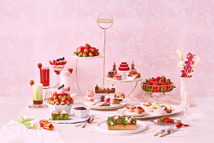 ‘딸기 시즌’ 맞은 호텔가, 겨울 딸기 디저트 경쟁 본격화