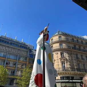 위브링유에스&middot;위브링아트, 프랑스 파리 루브르 국제 미술 공모전 '소속 학생 전원 수상&middot;전시' 성과