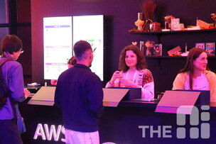 [AWS 리인벤트 2025] AI로 만드는 개인 맞춤 향수, AWS의 실험실(르포)