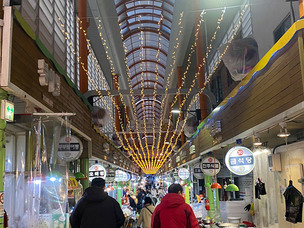 &ldquo;야간에도 밝은 전통시장&rdquo;&hellip;망미중앙시장 '빛거리'로 재도약