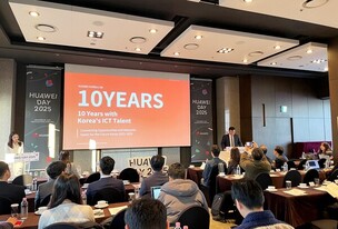 &ldquo;사람이 핵심 가치&rdquo; 화웨이가 10년간 쌓은 AI 인재양성 전략