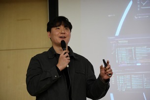 김동원 THE AI 편집장 &ldquo;AI 에이전트 시대, 활용법이 재생과 단절 가른다&rdquo;