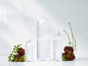 제주삼다수, 330ml 용기 경량화&hellip;&ldquo;플라스틱 180톤 줄인다&rdquo;