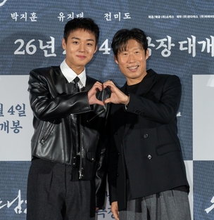 유해진&middot;박지훈도 눈물&hellip;실록에 더해진 깊은 울림 '왕과 사는 남자' [종합]